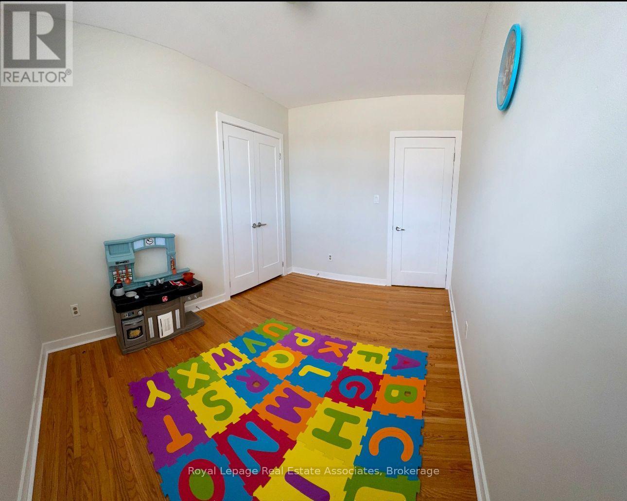 33 Laird (Upper) Drive, St. Catharines, Ontario  L2P 3E3 - Photo 7 - X12640246