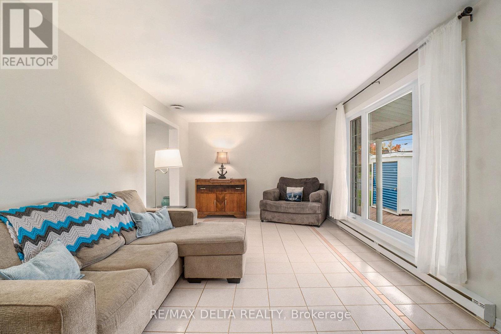 1060 St Jacques Street, Clarence-Rockland, Ontario  K4K 1B8 - Photo 10 - X12475810