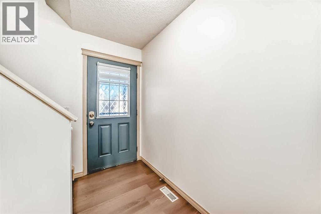 287 Covepark Rise Ne, Calgary, Alberta  T3K 6G3 - Photo 2 - A2274532