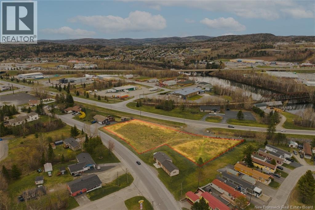 837 Canada Road, Edmundston, New Brunswick  E3V 3X1 - Photo 4 - NB131139