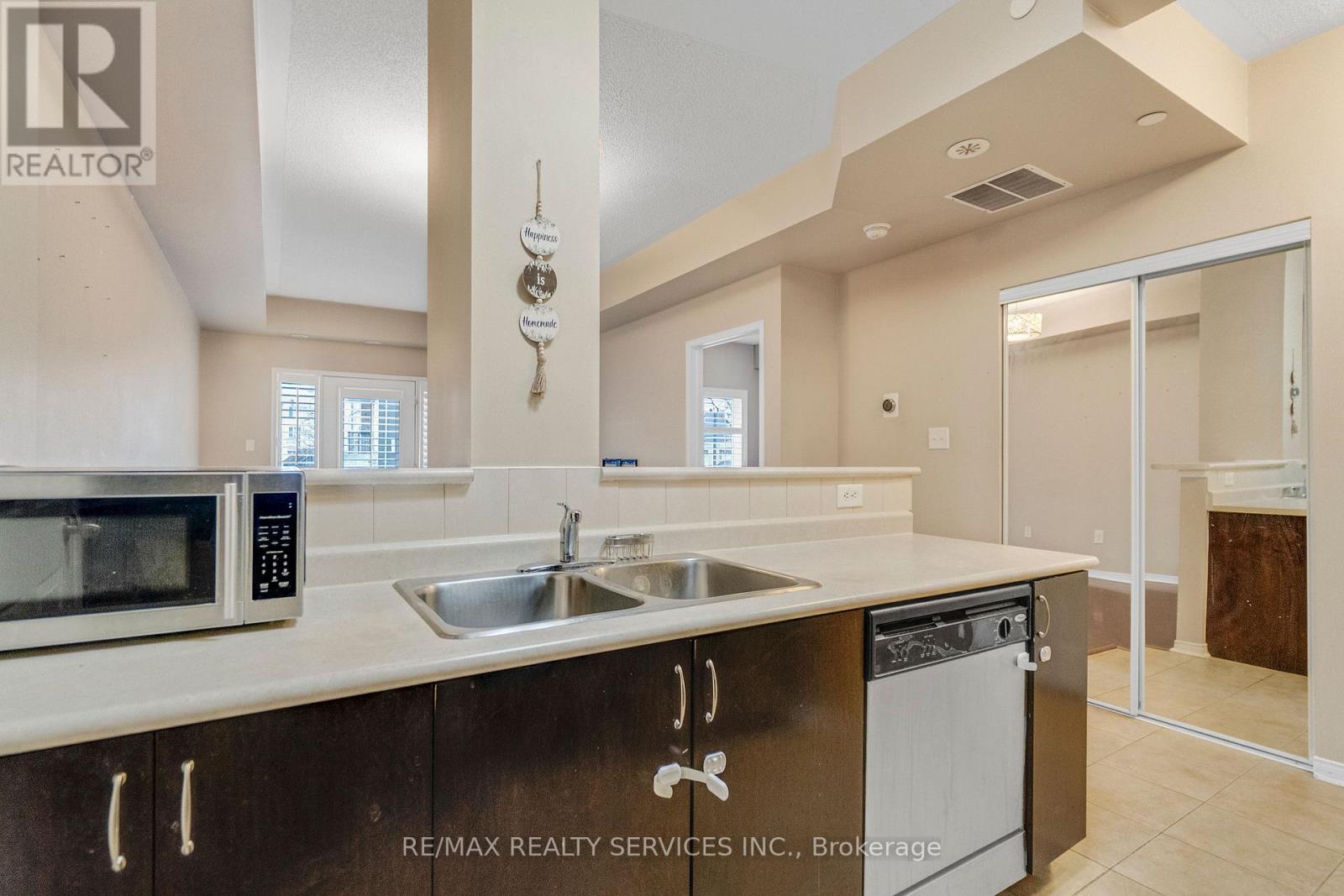 101 - 5150 Winston Churchill Boulevard, Mississauga, Ontario  L5M 0P1 - Photo 11 - W12527214