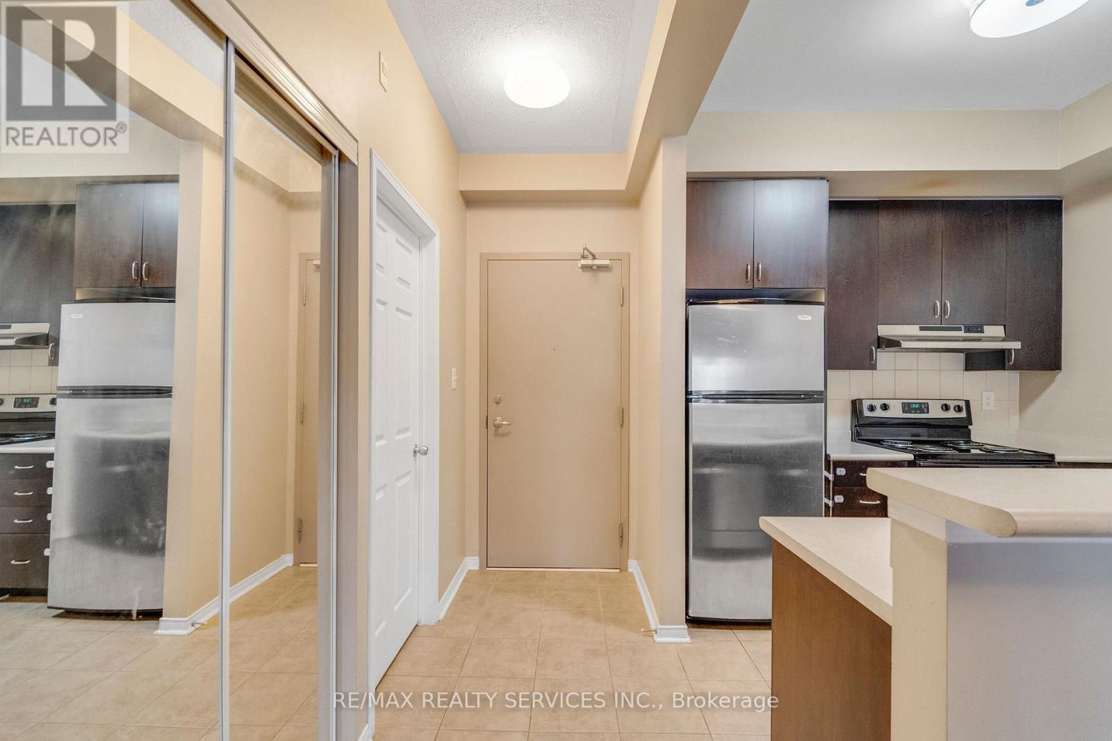 101 - 5150 Winston Churchill Boulevard, Mississauga, Ontario  L5M 0P1 - Photo 8 - W12527214