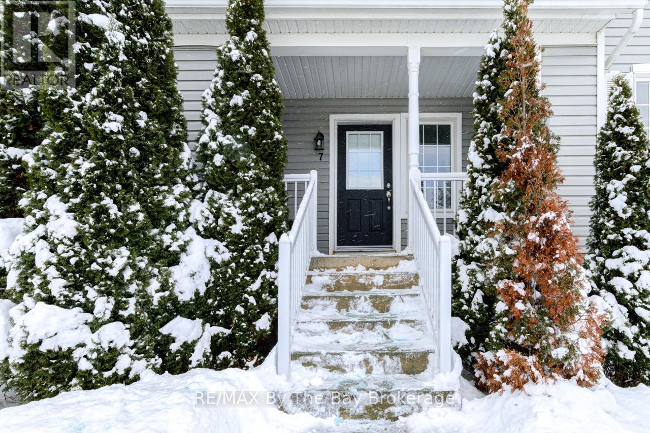 7 Royalton Lane, Collingwood, Ontario  L9Y 5K4 - Photo 3 - S12640256