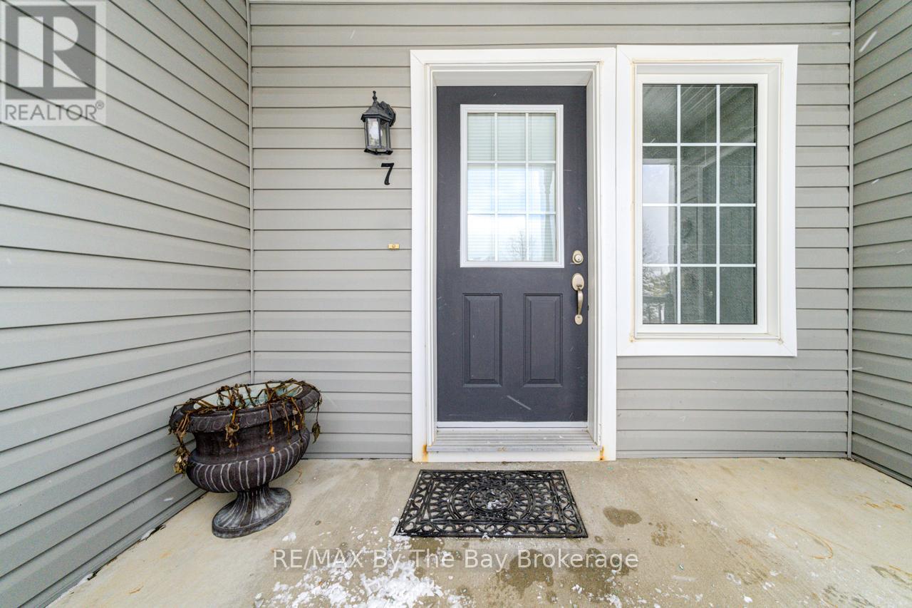 7 Royalton Lane, Collingwood, Ontario  L9Y 5K4 - Photo 4 - S12640256