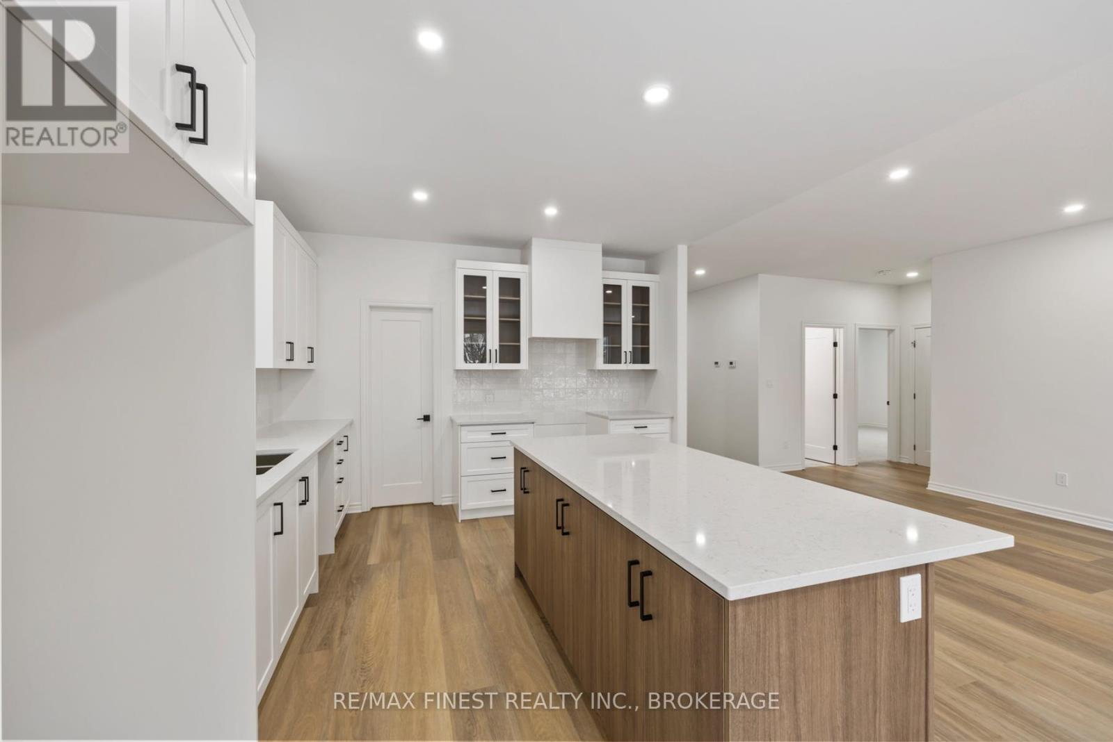 1368 Woodfield Crescent, Kingston (City Northwest), Ontario  K7P 0T3 - Photo 19 - X12273484