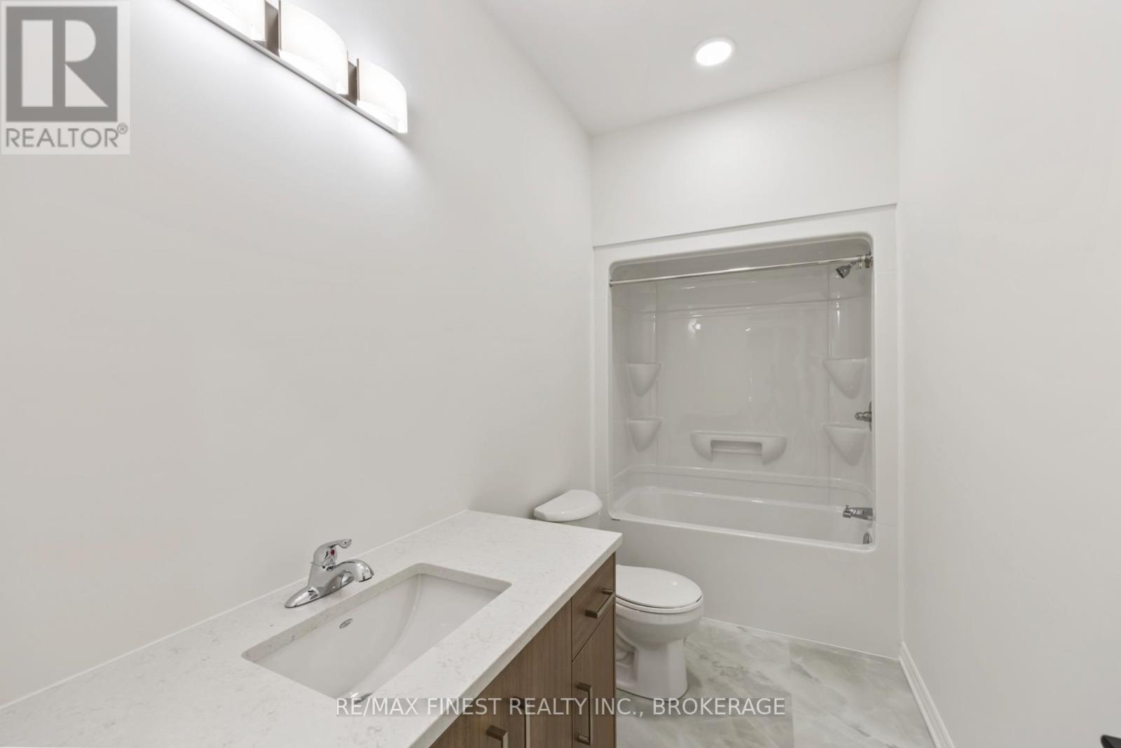 1368 Woodfield Crescent, Kingston (City Northwest), Ontario  K7P 0T3 - Photo 28 - X12273484