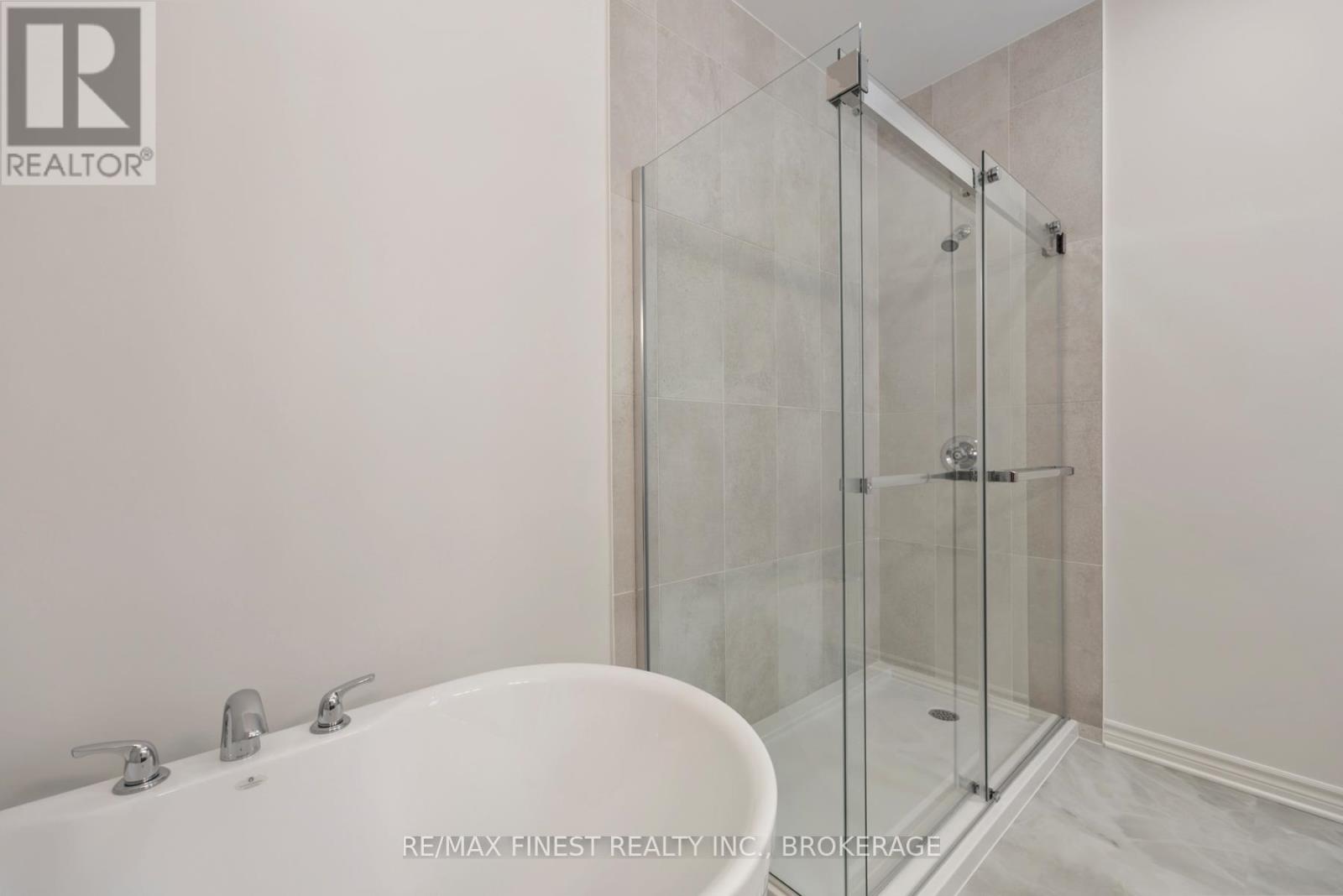 1368 Woodfield Crescent, Kingston (City Northwest), Ontario  K7P 0T3 - Photo 35 - X12273484