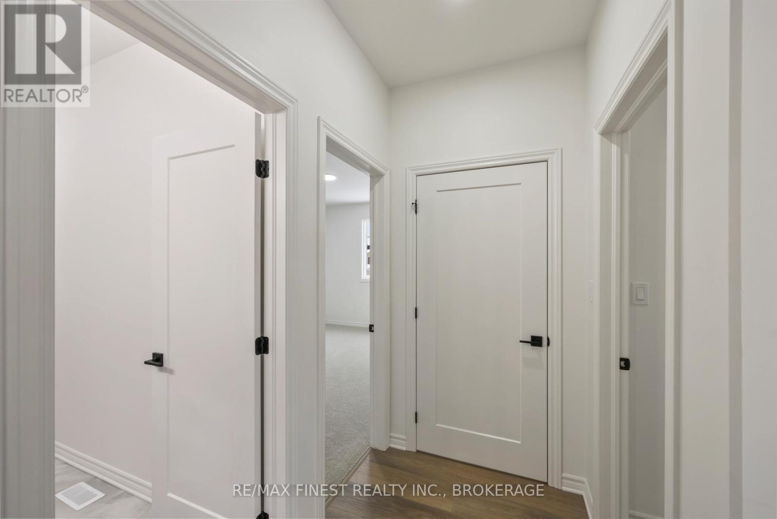 1368 Woodfield Crescent, Kingston (City Northwest), Ontario  K7P 0T3 - Photo 27 - X12273484