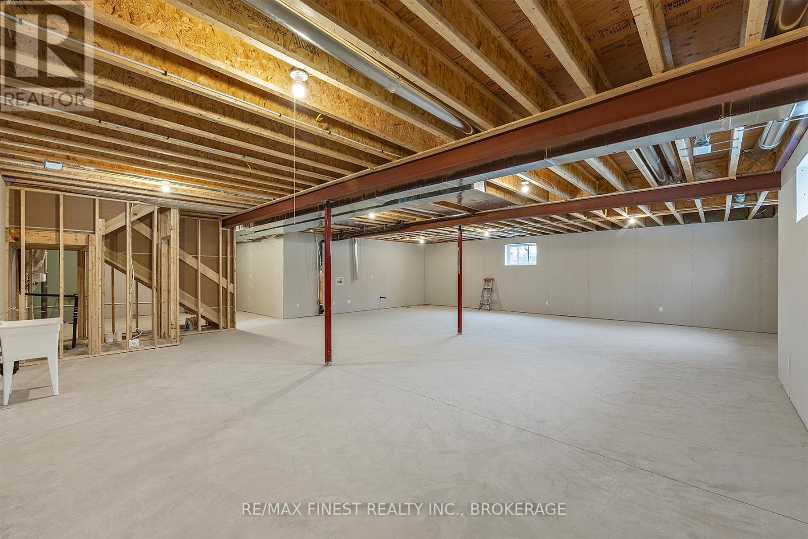 1368 Woodfield Crescent, Kingston (City Northwest), Ontario  K7P 0T3 - Photo 43 - X12273484