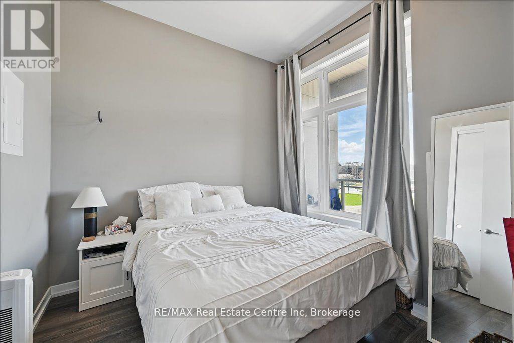 420 - 457 Plains Road W, Burlington (Lasalle), Ontario  L7T 1H1 - Photo 19 - W12640296