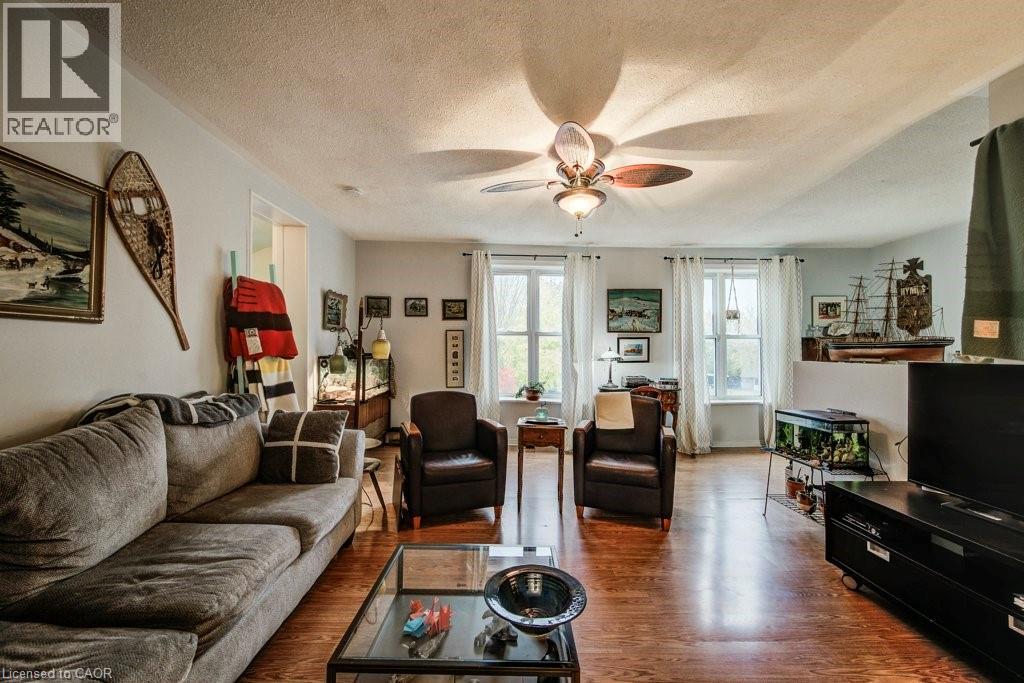 38 Elora Street N, Clifford, Ontario  N0G 1M0 - Photo 28 - 40782387