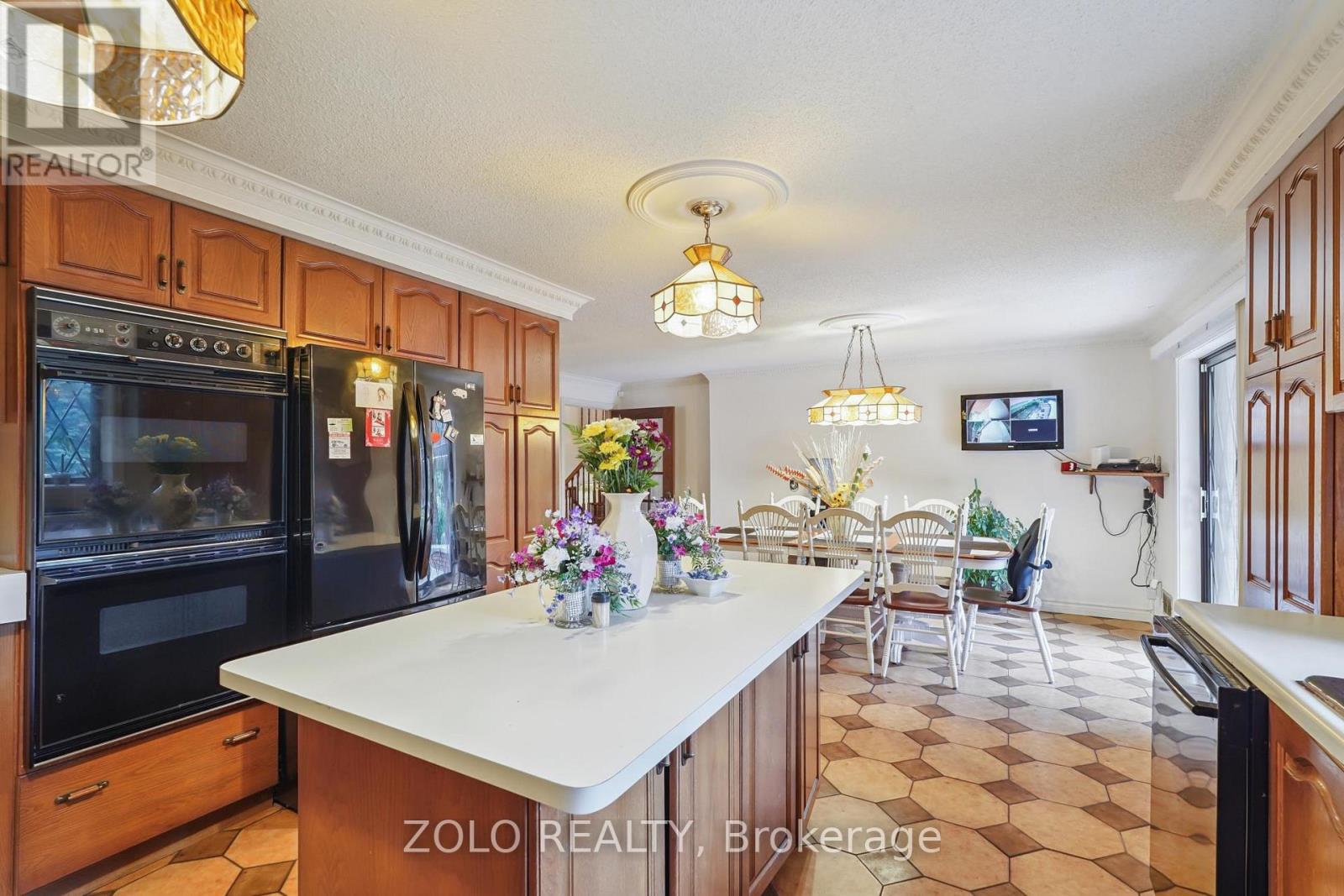 95 Pemberton Road, Richmond Hill, Ontario  L4C 3T6 - Photo 14 - N12461880