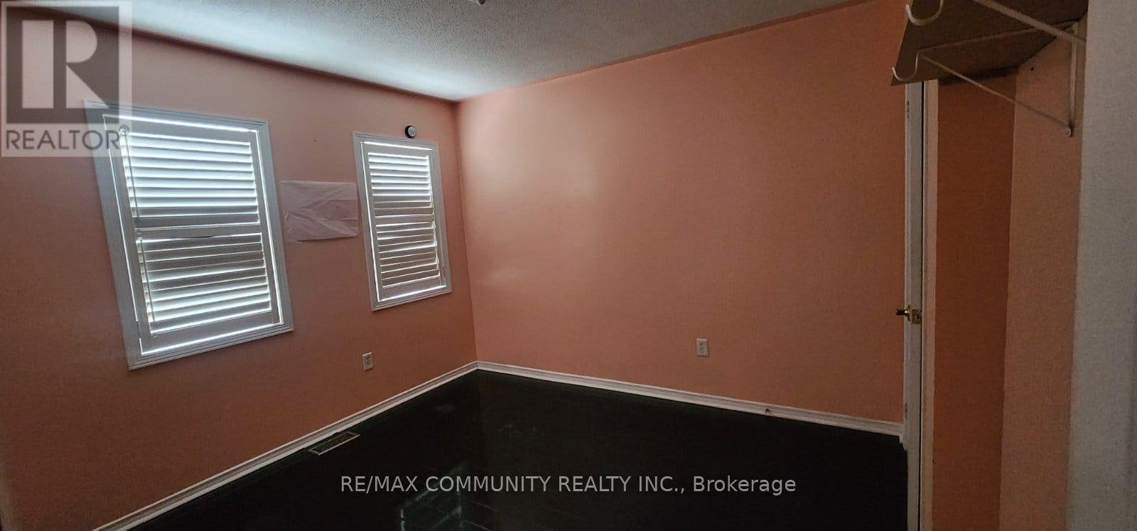 5 Turtledove Grove, Toronto, Ontario  M1X 2B2 - Photo 6 - E12635824