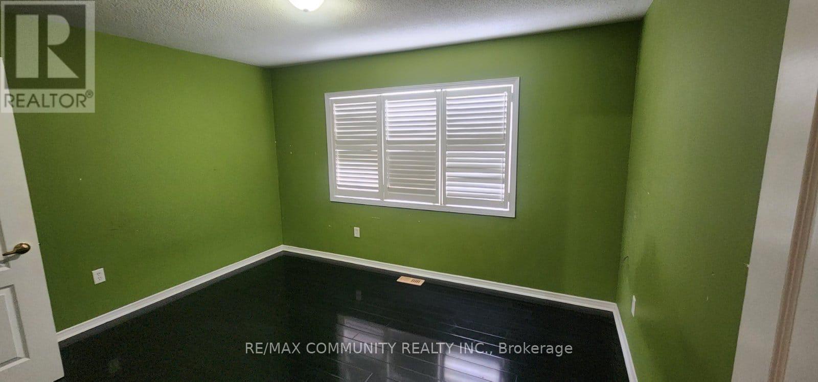 5 Turtledove Grove, Toronto, Ontario  M1X 2B2 - Photo 8 - E12635824