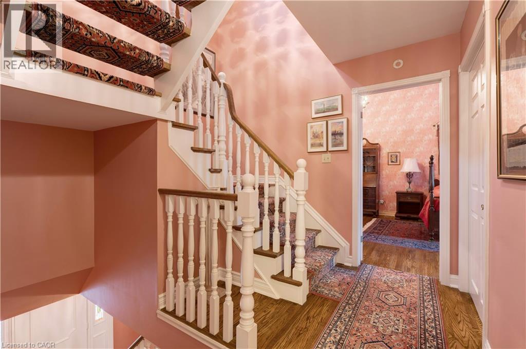 238 Penn Drive, Burlington, Ontario  L7N 2B8 - Photo 24 - 40794155