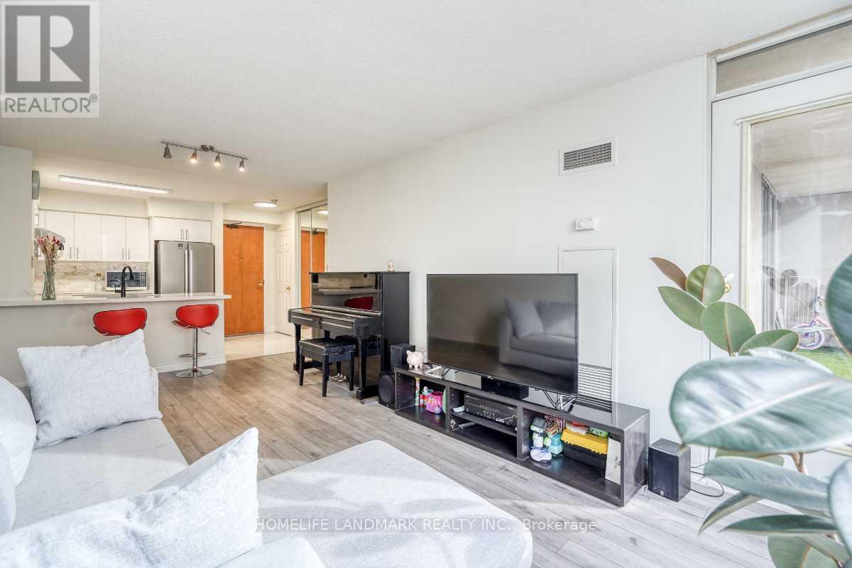 1503 - 260 Doris Avenue, Toronto, Ontario M2N 6X9 - Photo 5 - C12640292