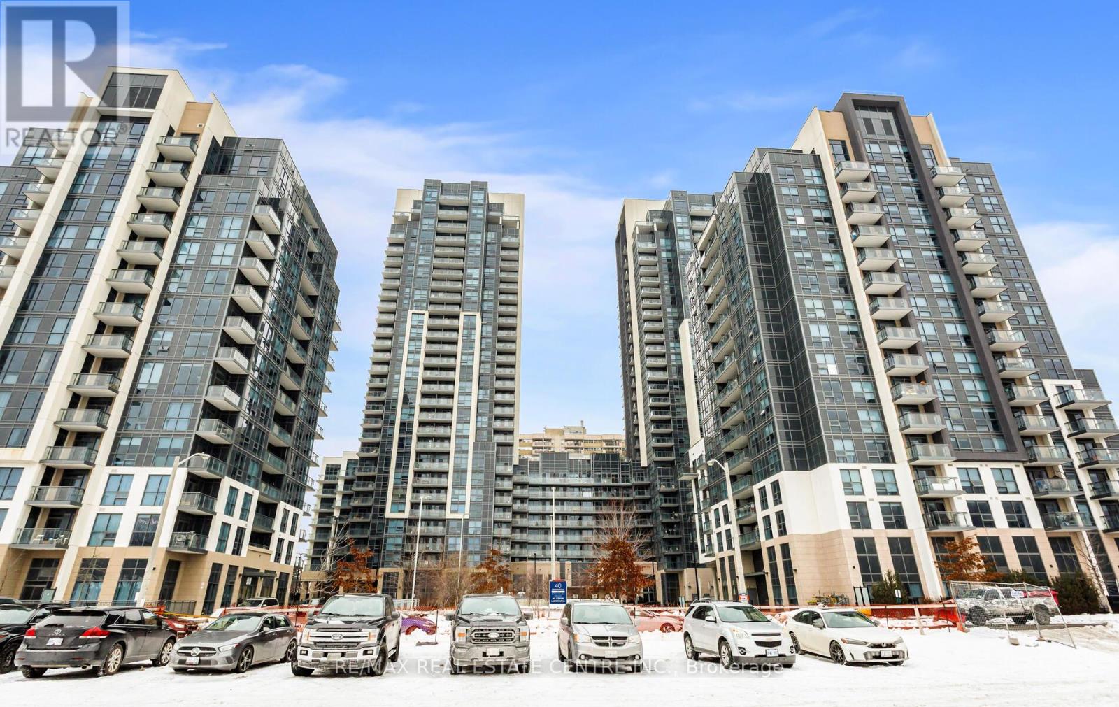 1709 - 30 Meadowglen Place, Toronto (Woburn), Ontario  M1G 0A5 - Photo 2 - E12640272