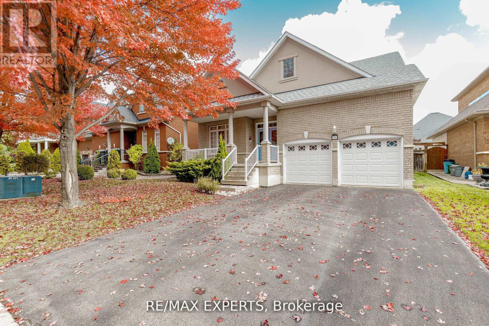 150 Saint Nicholas Crescent, Vaughan, Ontario  L4H 3E6 - Photo 3 - N12640284