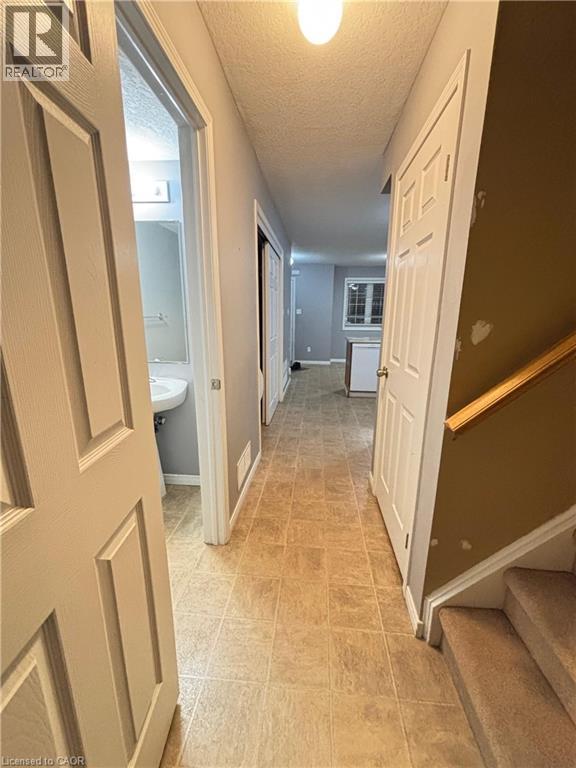 50 Howe Drive Unit# 12a, Kitchener, Ontario  N2E 0A3 - Photo 7 - 40792527