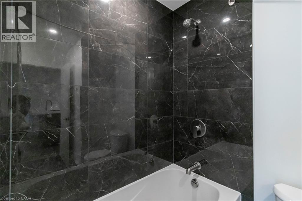 25 Wellington Street S Unit# 2302, Kitchener, Ontario  N2G 0G5 - Photo 27 - 40794029