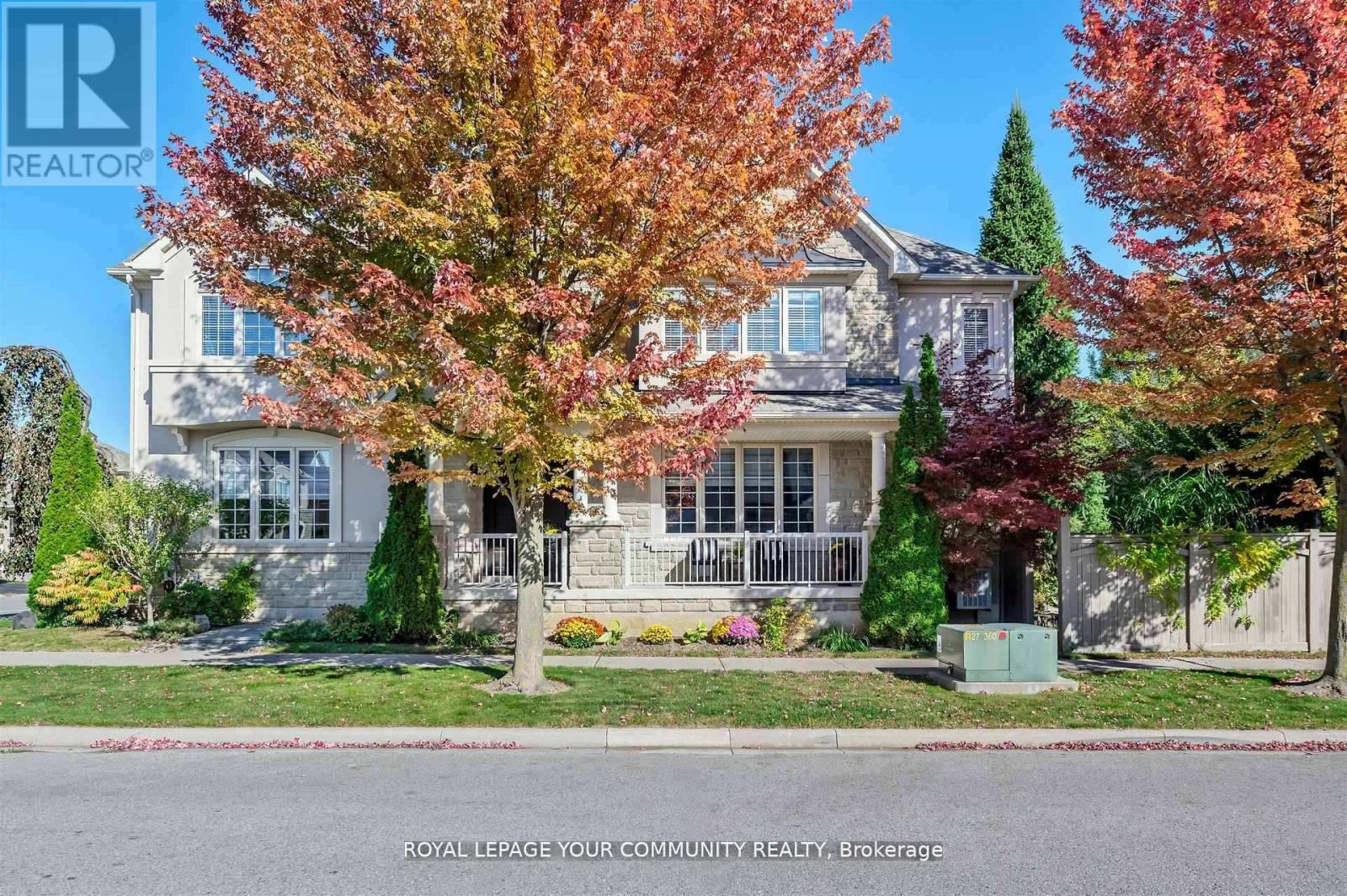 7 Sequin Drive, Richmond Hill, Ontario  L4E 0J3 - Photo 2 - N12561888