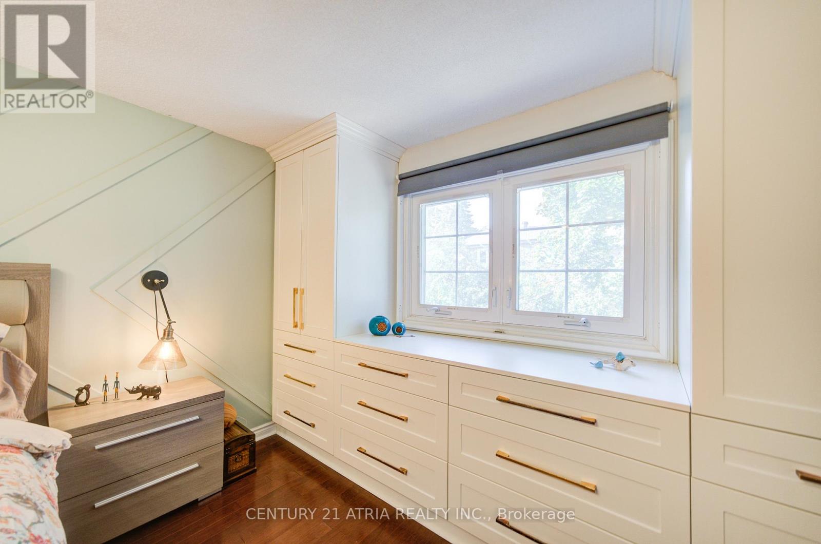 18 Park Lane Circle, Richmond Hill, Ontario  L4C 6S8 - Photo 29 - N12638054