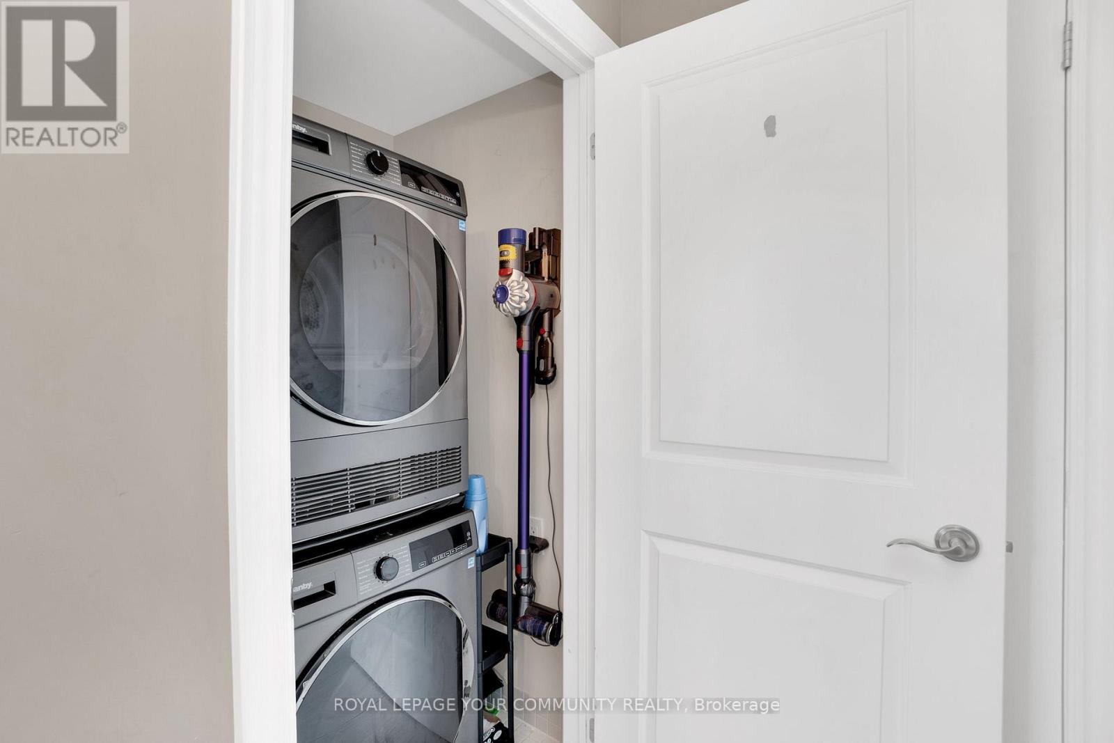 8 - 10060 Keele Street, Vaughan, Ontario  L6A 4V6 - Photo 22 - N12474303