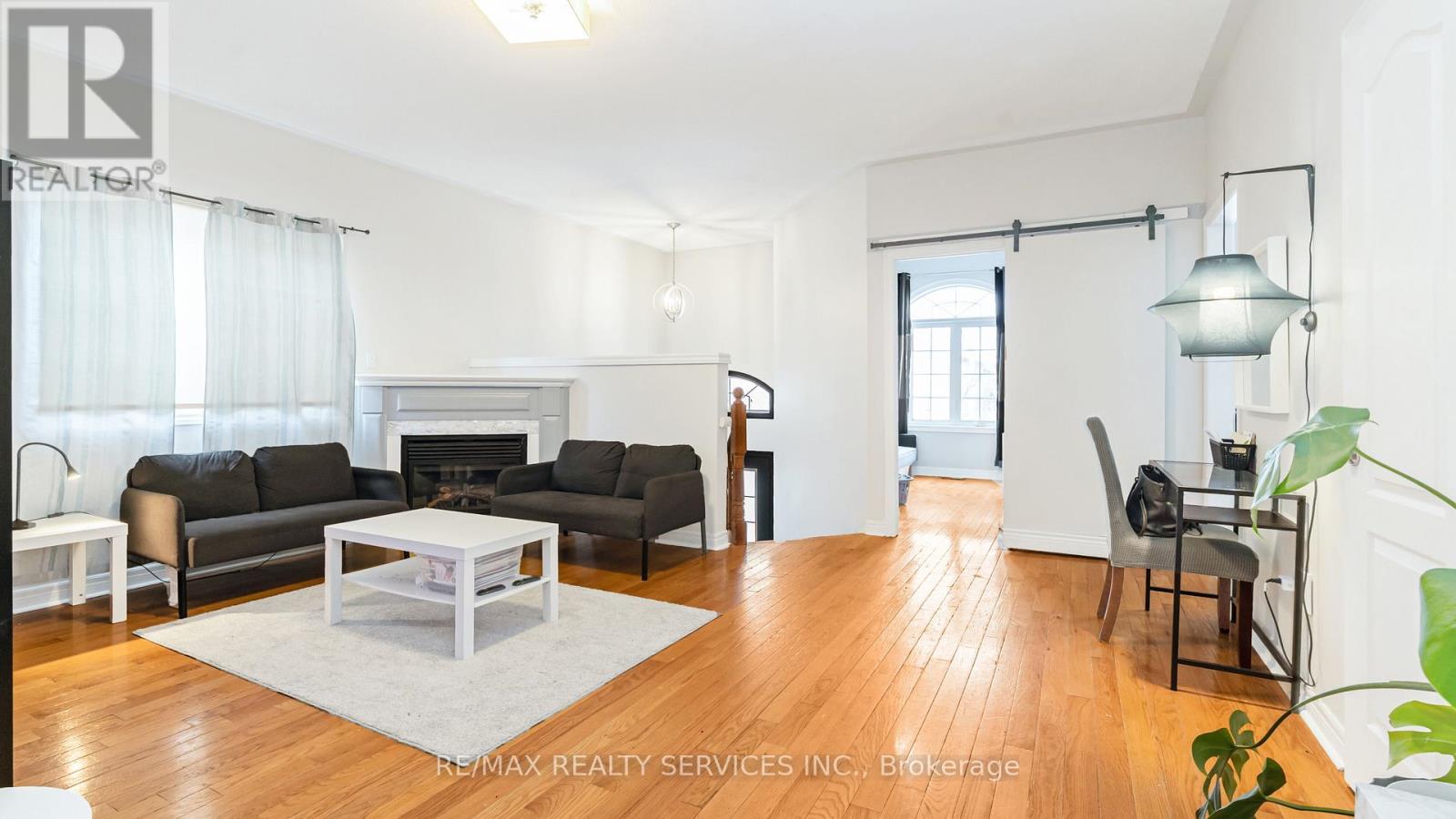 28 Atira Avenue, Brampton, Ontario  L7A 3V1 - Photo 6 - W12614988