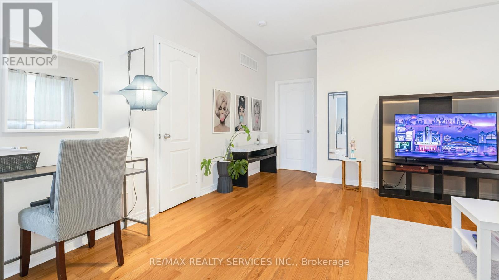 28 Atira Avenue, Brampton, Ontario  L7A 3V1 - Photo 8 - W12614988