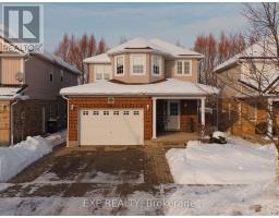 172 PORCHLIGHT DRIVE, Woolwich, Ontario