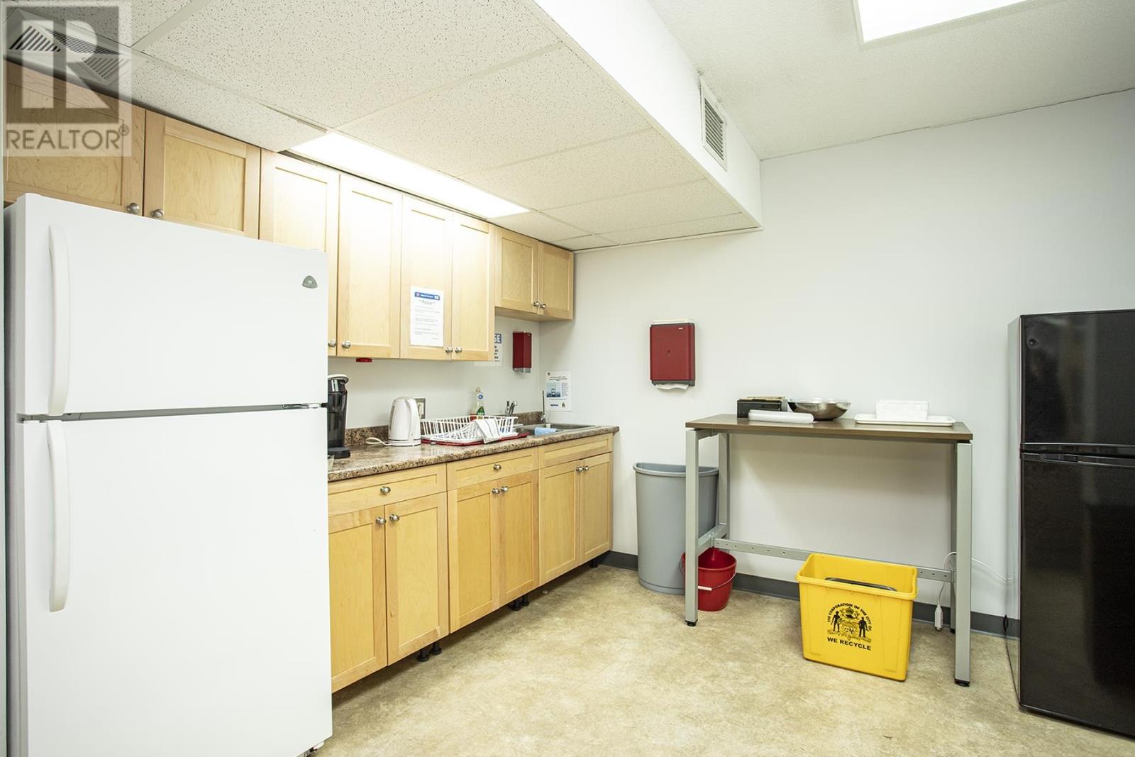 258 Queen St E # 2nd Floor, Sault Ste. Marie, Ontario  P6A 1Y7 - Photo 25 - SM253501