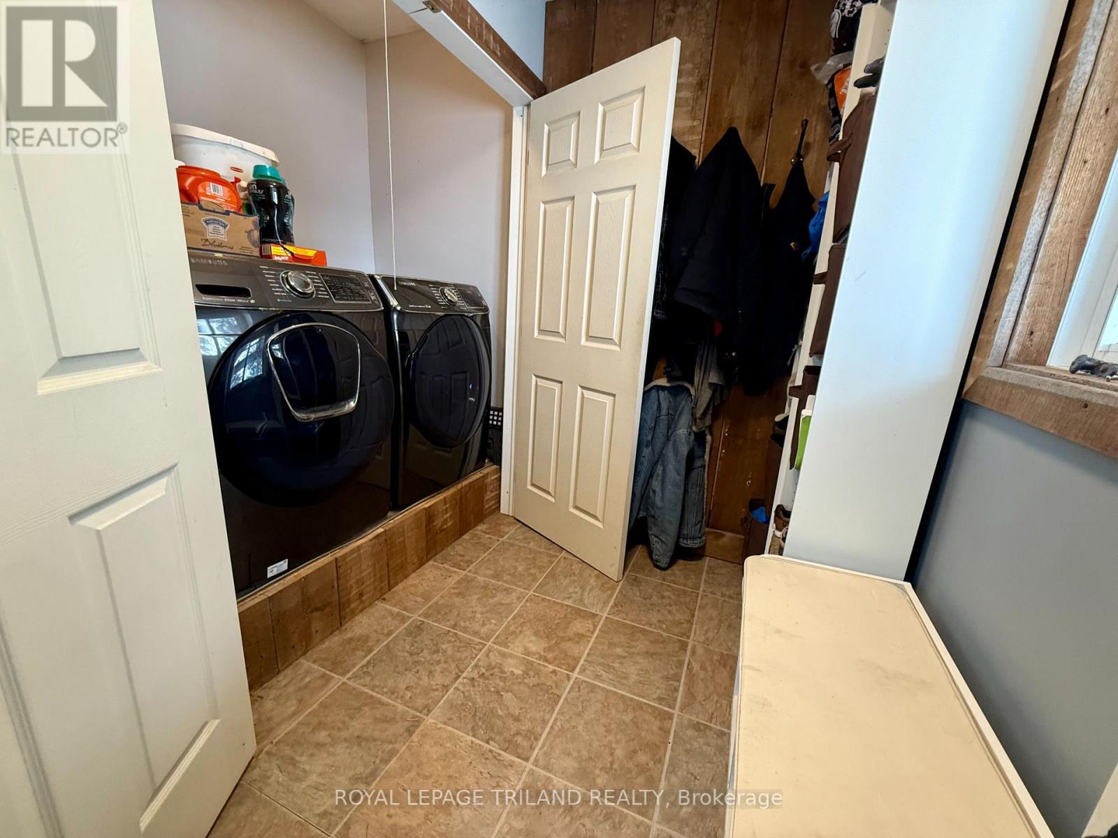 29800 Centre Road, Adelaide Metcalfe, Ontario  N7G 3H7 - Photo 7 - X12640326