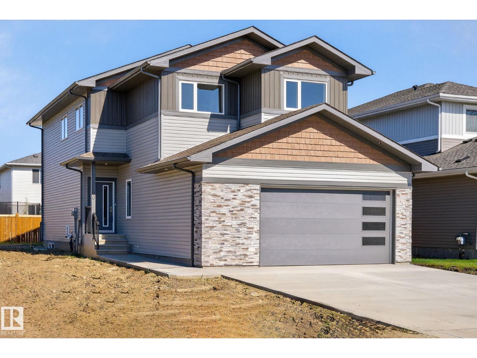 5250 47 AV, Calmar, Alberta