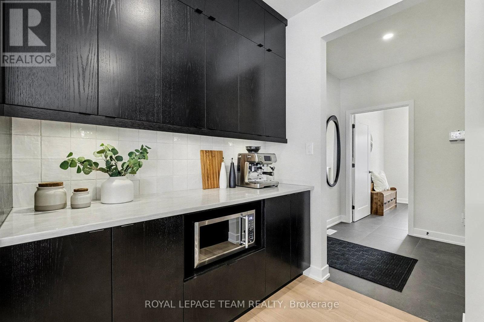 1685 Trizisky Street, North Dundas, Ontario  K0E 1S0 - Photo 15 - X12640308