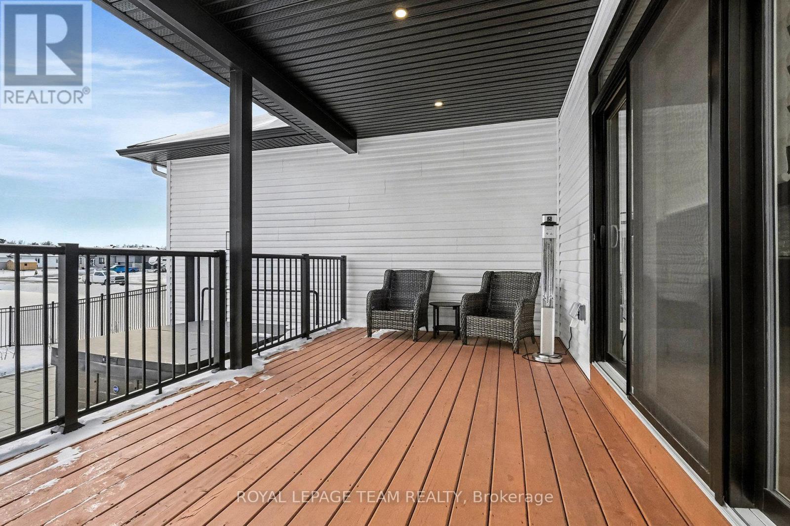 1685 Trizisky Street, North Dundas, Ontario  K0E 1S0 - Photo 27 - X12640308