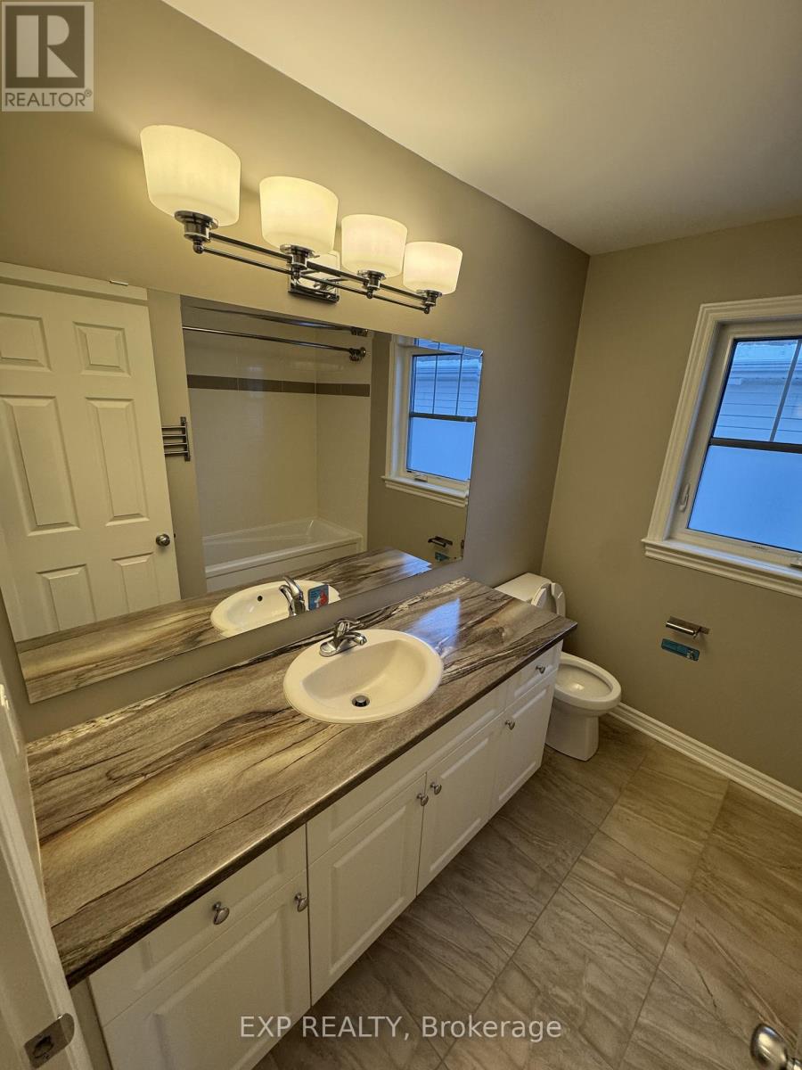 231 Brambling Way, Ottawa, Ontario  K2J 0E4 - Photo 14 - X12640344