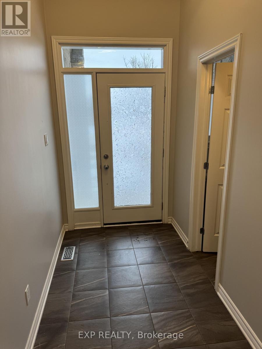 231 Brambling Way, Ottawa, Ontario  K2J 0E4 - Photo 3 - X12640344