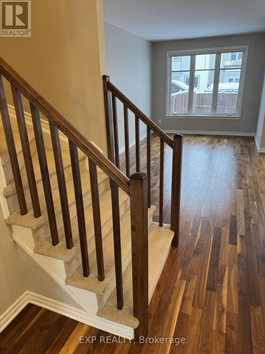 231 Brambling Way, Ottawa, Ontario  K2J 0E4 - Photo 8 - X12640344