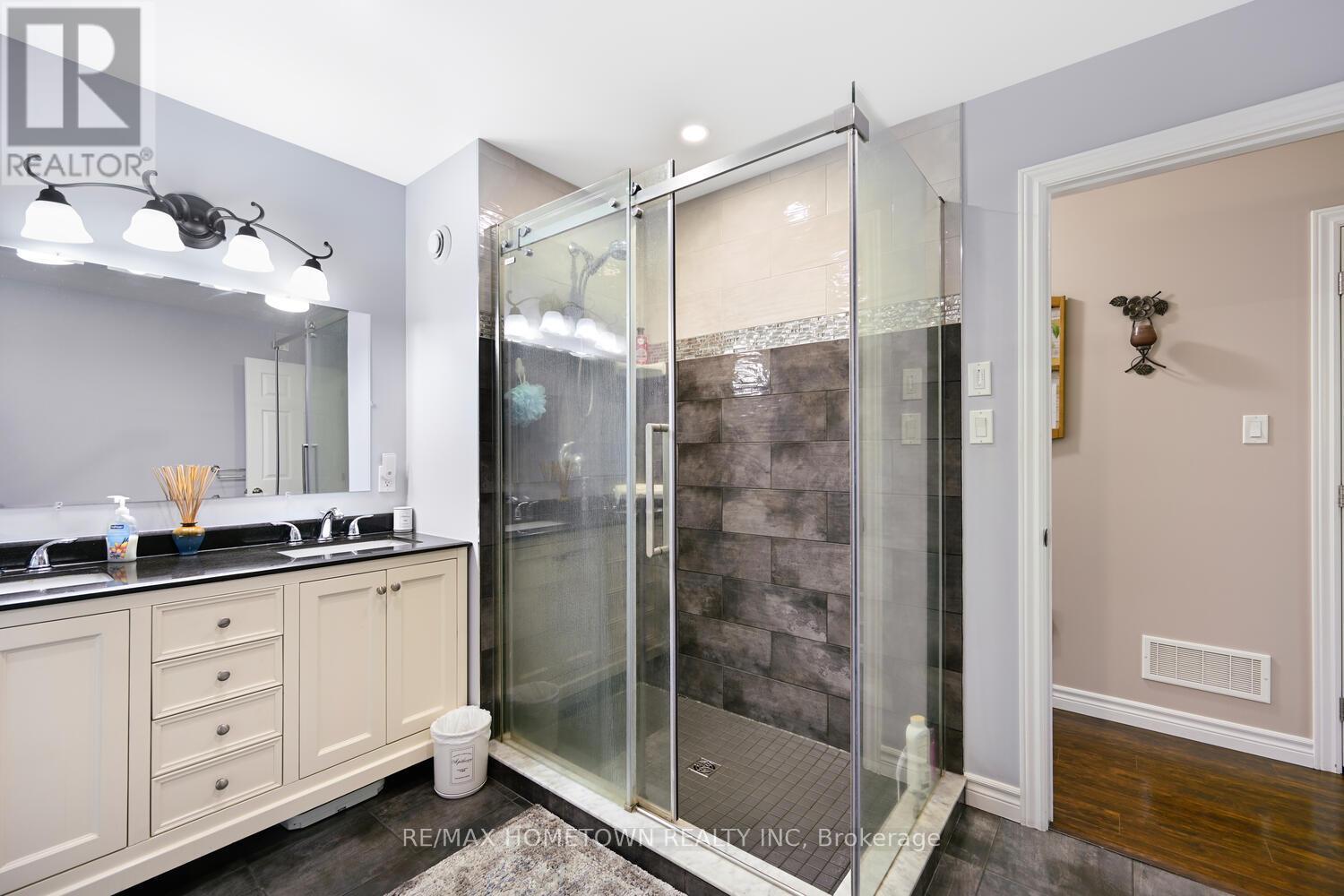 2915 2nd Concession, Elizabethtown-Kitley, Ontario  K6V 5T1 - Photo 24 - X12640364