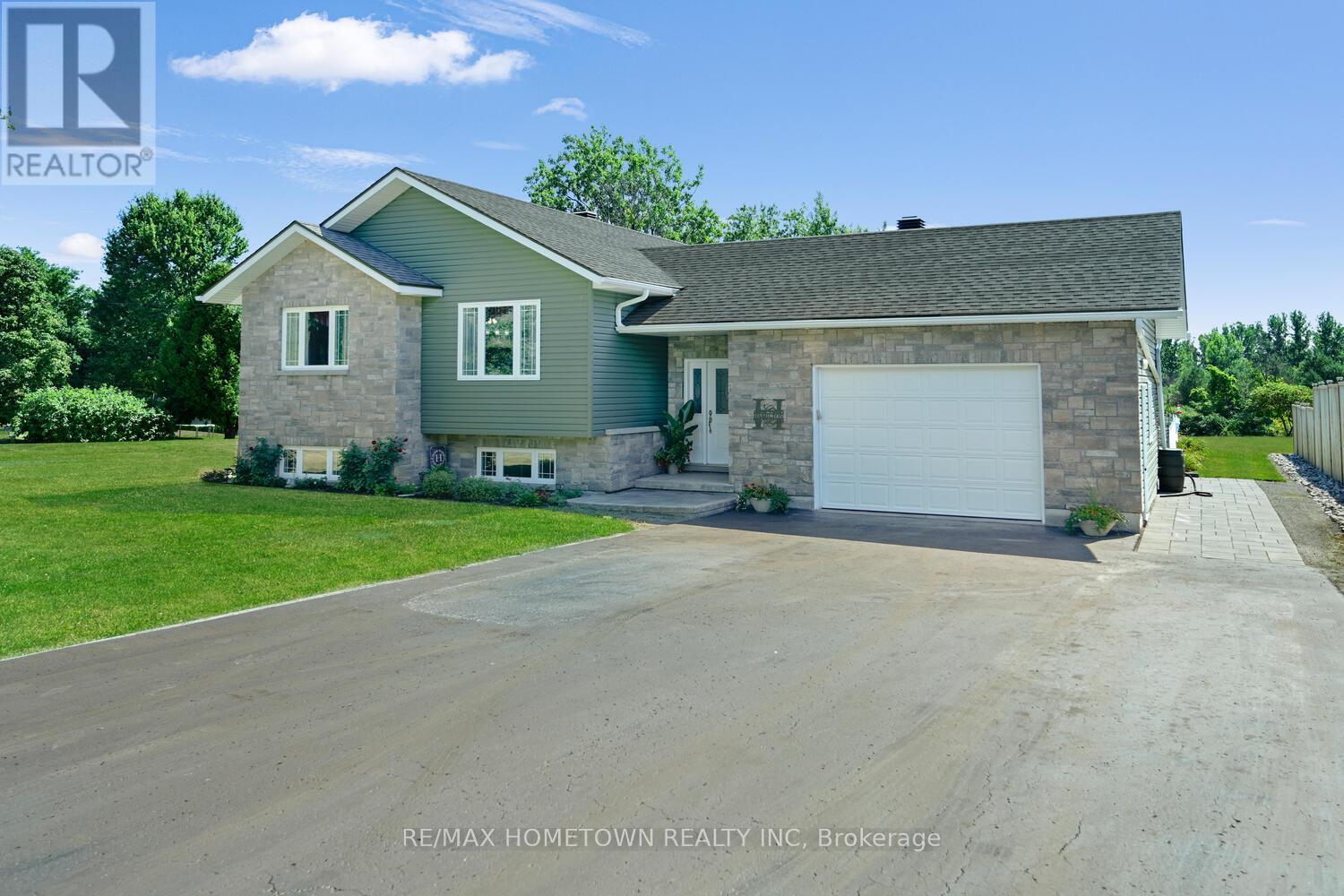 2915 2nd Concession, Elizabethtown-Kitley, Ontario  K6V 5T1 - Photo 7 - X12640364
