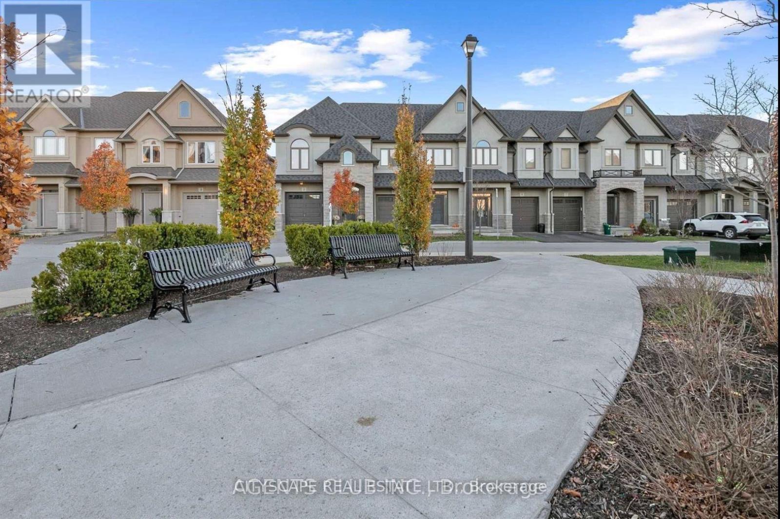 87 Sonoma Valley Crescent E, Hamilton, Ontario  L9B 0J3 - Photo 19 - X12630848