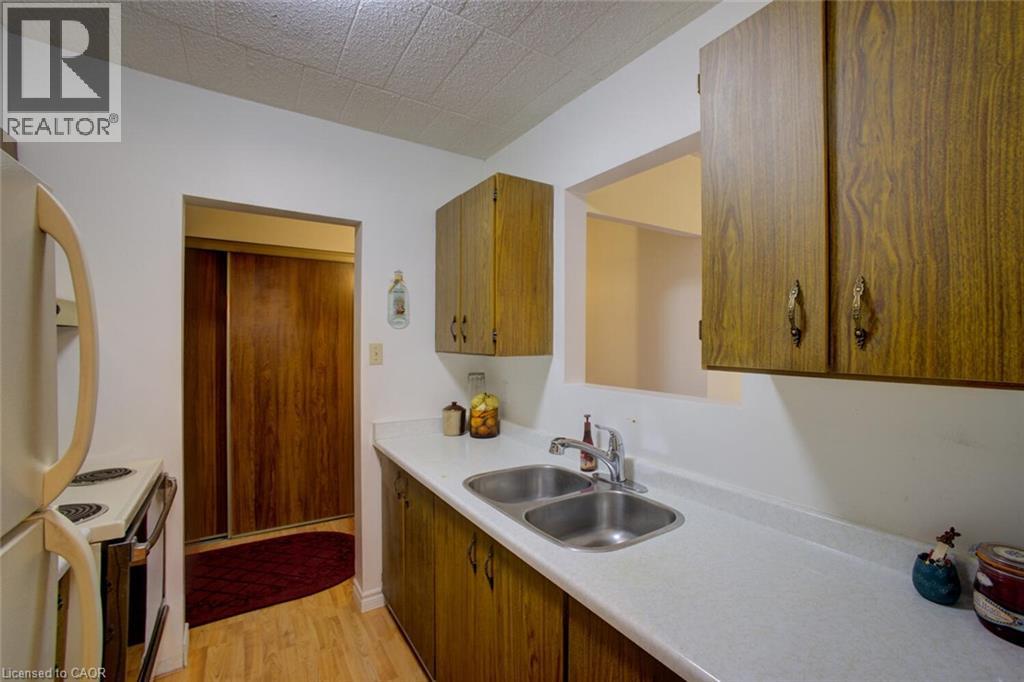 80 Breckenridge Drive Unit# 312, Kitchener, Ontario N2B 2N9 - Photo 9 - 40794241