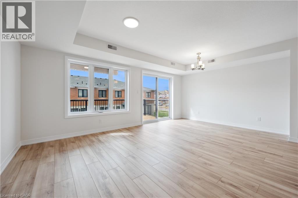 15 Stauffer Woods Trail Unit# C9, Kitchener, Ontario N2P 2P4 - Photo 4 - 40794072