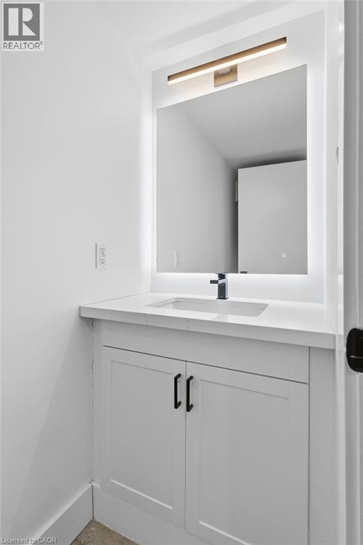 1253 Silvan Forest Drive Unit# 7, Burlington, Ontario  L7M 0B7 - Photo 36 - 40793957