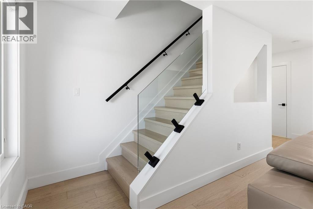 1253 Silvan Forest Drive Unit# 7, Burlington, Ontario  L7M 0B7 - Photo 18 - 40793957