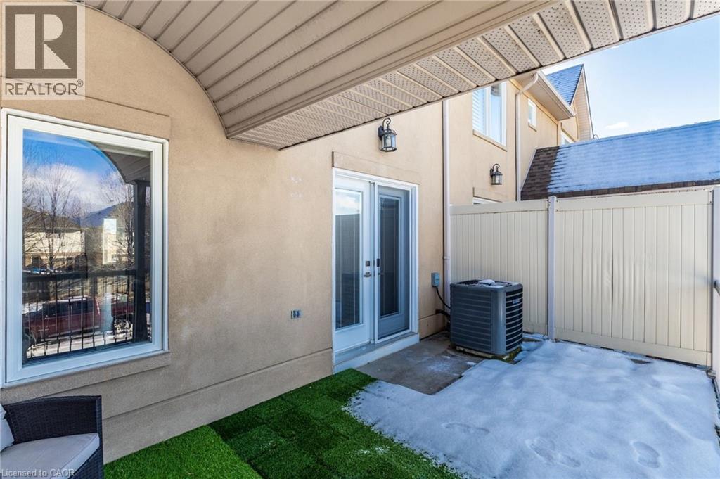 1253 Silvan Forest Drive Unit# 7, Burlington, Ontario  L7M 0B7 - Photo 38 - 40793957