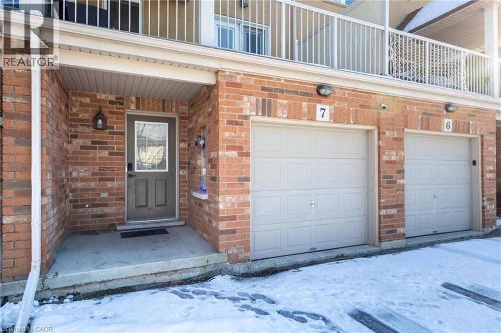 1253 Silvan Forest Drive Unit# 7, Burlington, Ontario  L7M 0B7 - Photo 6 - 40793957