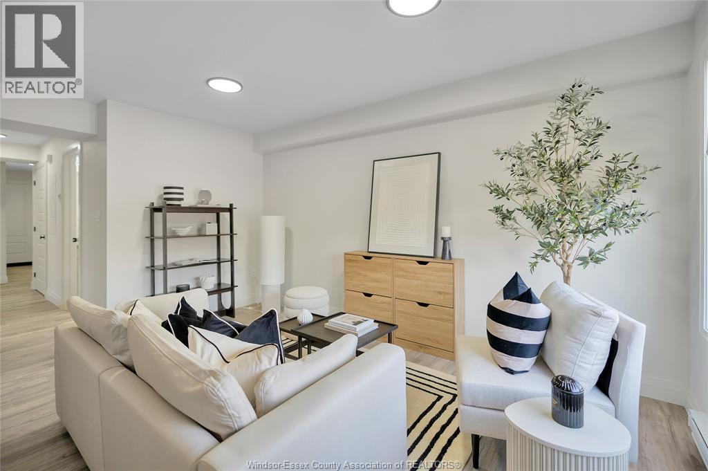 515 Caron Unit# 1, Windsor, Ontario N9A 5B5 - Photo 5 - 25031824