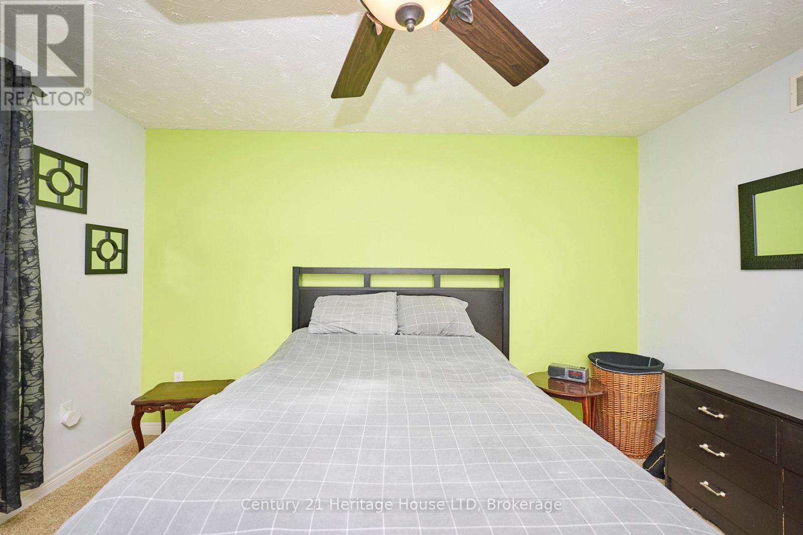 665 Grandview Road, Fort Erie, Ontario  L2A 4V4 - Photo 13 - X12249273