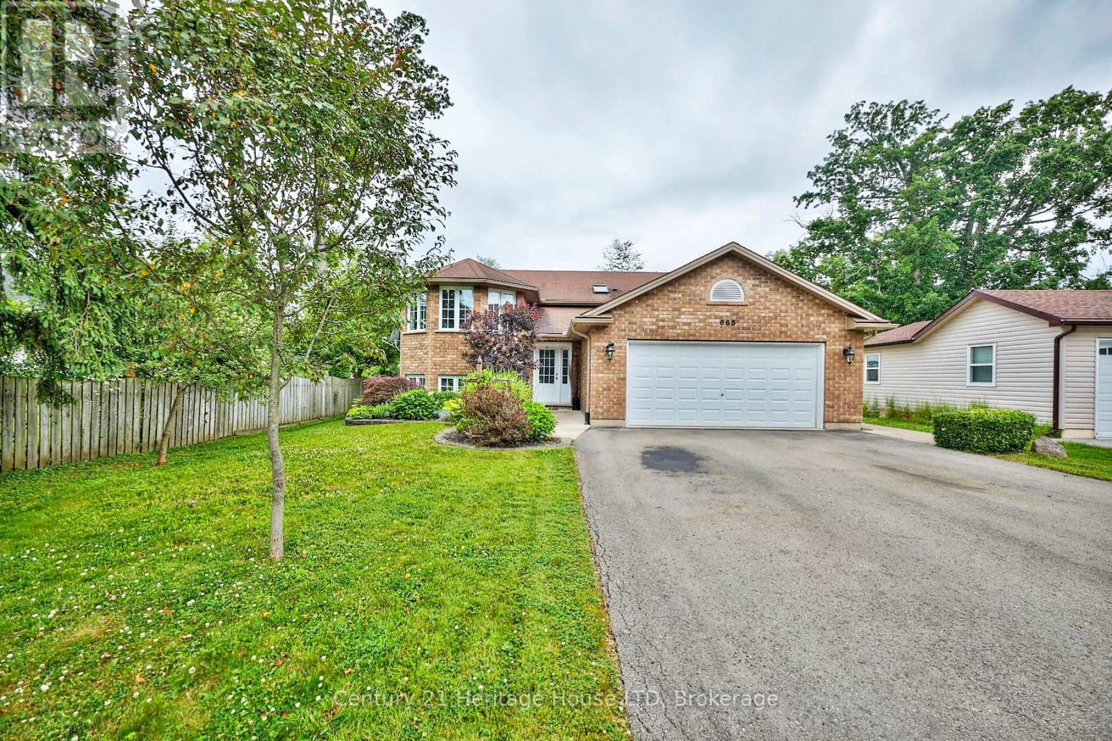 665 Grandview Road, Fort Erie, Ontario  L2A 4V4 - Photo 35 - X12249273